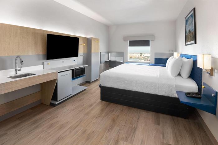 microtel inn and suites by wyndham tooele