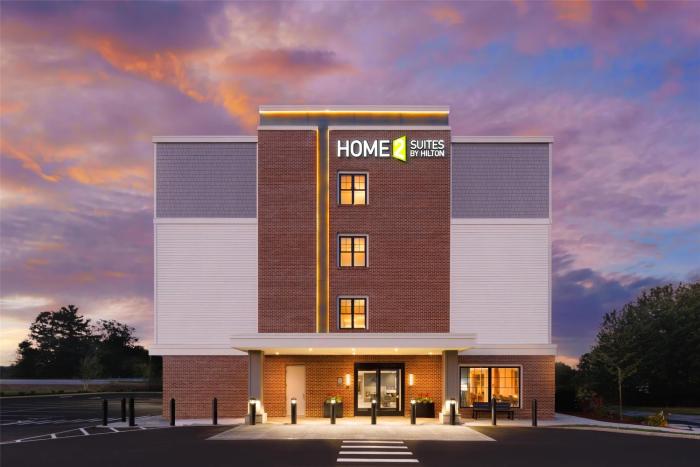 home2 suites by hilton kittery