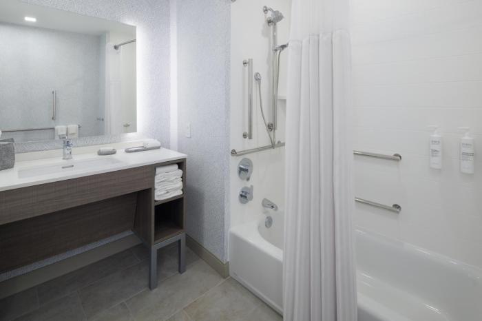 home2 suites by hilton kittery