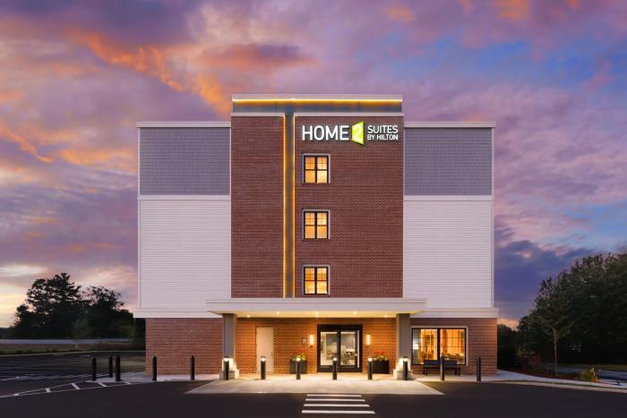 home2 suites by hilton kittery