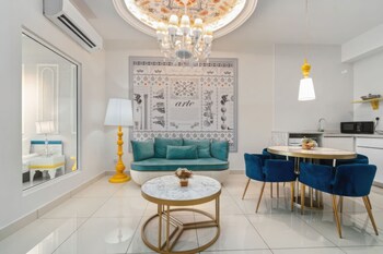 staycation kl arte mont kiara