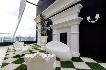 staycation kl arte mont kiara