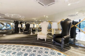 staycation kl arte mont kiara
