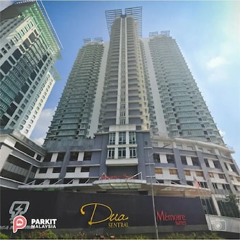 Dua Sentral Residential Apartments Tower,,4 star