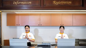 B2 Sisaket Boutique & Budget Hotel,,2 star