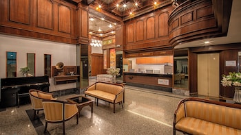 b2 sisaket boutique and budget hotel