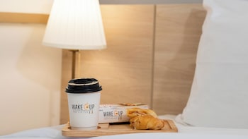 b2 sisaket boutique and budget hotel