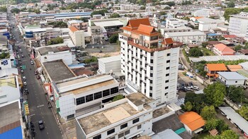 b2 sisaket boutique and budget hotel