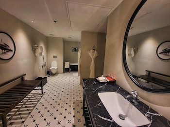 welcomhotel by itc hotels prayagraj