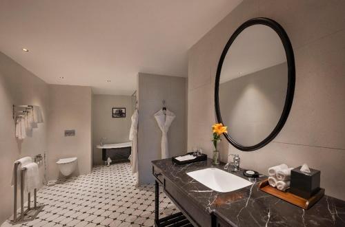 welcomhotel by itc hotels prayagraj