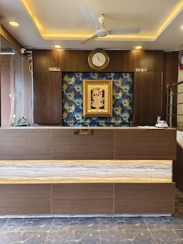 Hotel Seasons,,2 star