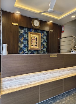 Hotel Seasons,,2 star