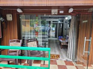 hotel relax max sariyatal nainital