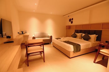 san mala hotel and restaurant