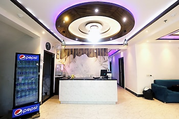 hotel ashok palace near taj mahal agra