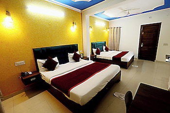 hotel ashok palace near taj mahal agra