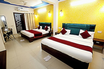 hotel ashok palace near taj mahal agra