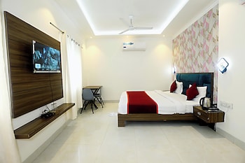 hotel ashok palace near taj mahal agra