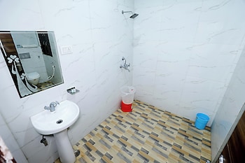 hotel ashok palace near taj mahal agra