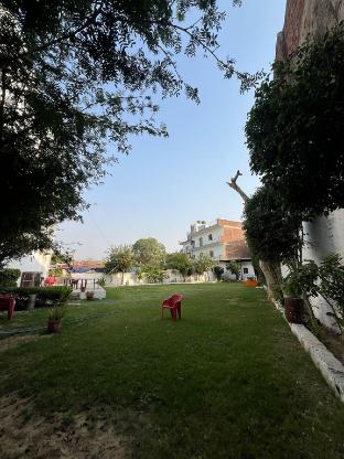 hotel ashok palace near taj mahal agra