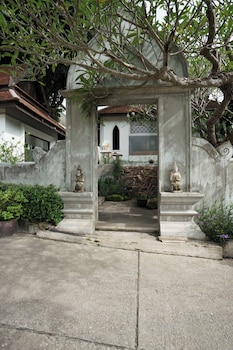 Lanna Oriental Mae Rim,,3 star