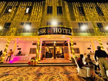 s r hotel