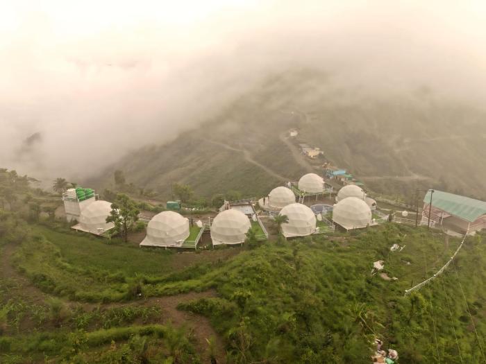 hr 26 hotels and resorts