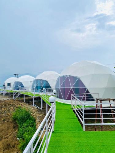 hr 26 hotels and resorts