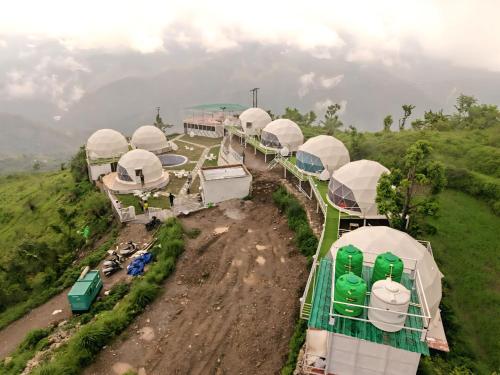 Hr 26 Hotels & Resorts,,3 star