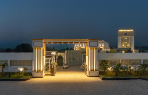 clarks inn express firozabad