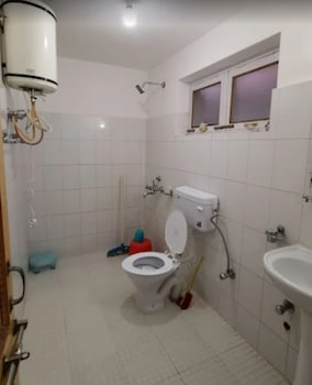 Cheerful Villa,,3 star