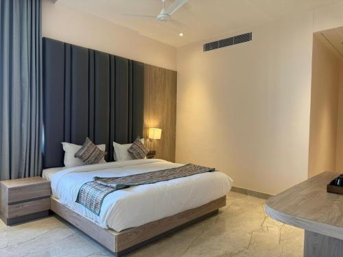 Hotel Acksia Inn,,3 star