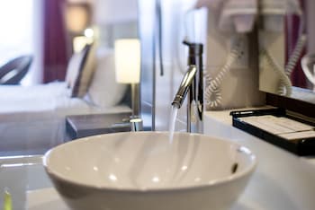 muong thanh holiday hue hotel