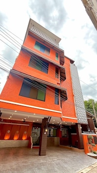 tha phae village