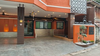 tha phae village