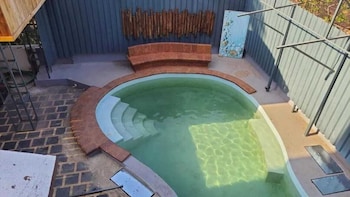 Omnia By The Sea,,2 star