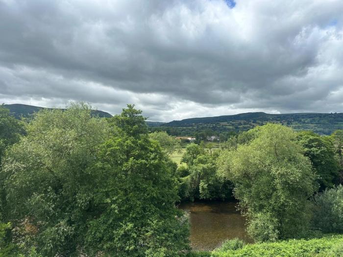 roadhouse llanwenarth