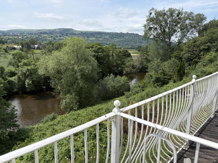 roadhouse llanwenarth