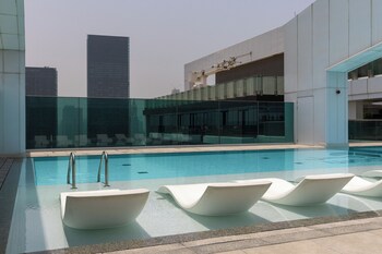 Maison Privee - Urban Parkside Living Near The Iconic Dubai Frame,,4 star