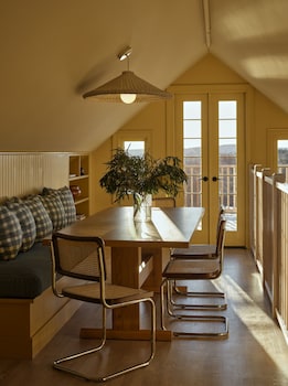 Belden House & Mews,,0 star