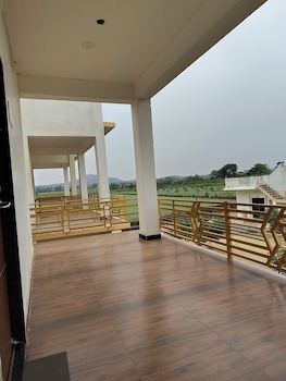 gir rajwadi farm and resort