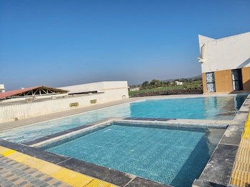 gir rajwadi farm and resort