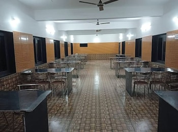 gir rajwadi farm and resort