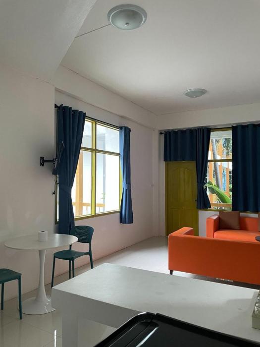 happy 2 hotel pratunam