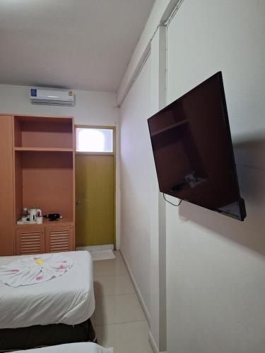 happy 2 hotel pratunam