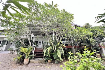 Bann Kam B&B,,3 star