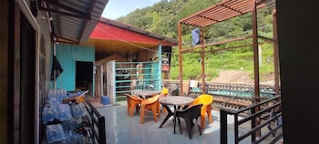 Hotel Vivek Guptkashi,,2 star