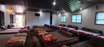 hotel vivek guptkashi