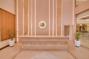 lemon tree hotel erode