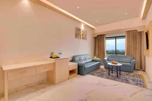 lemon tree hotel erode